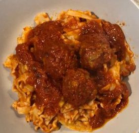 Spaghetti con polpette di carne