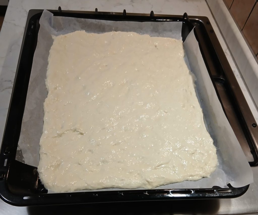 focaccia con pomodorini e acciughe