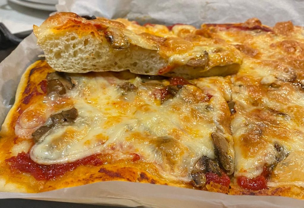 impasto per pizza alta e morbida 3